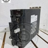 SERVO DRIVE INPUNT 220 VAC 3 FASES OUT 2.5KW 13.4AMP