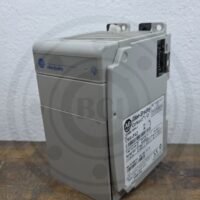 MÓDULO DE PLC COMPACT FUENTE DE PODER 
120/240 VAC

85-265 VAC / 2.0 A (Salida)